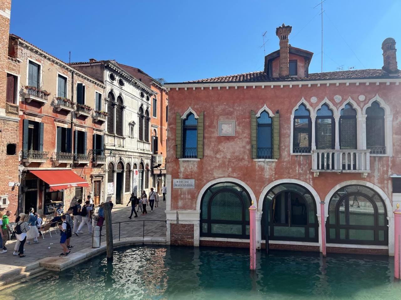 Ca'dei Nonni Canal View Apartamento *